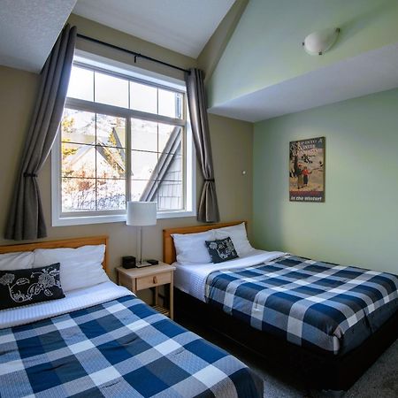 Renovated Chalet At Mystic Springs, Mountain Views, Pets Welcome! Canmore Bagian luar foto