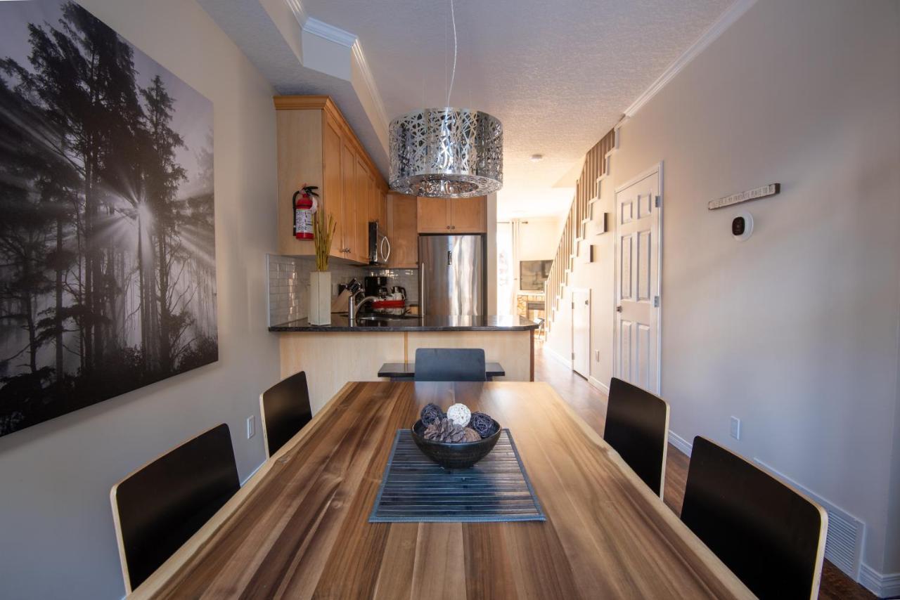 Renovated Chalet At Mystic Springs, Mountain Views, Pets Welcome! Canmore Bagian luar foto